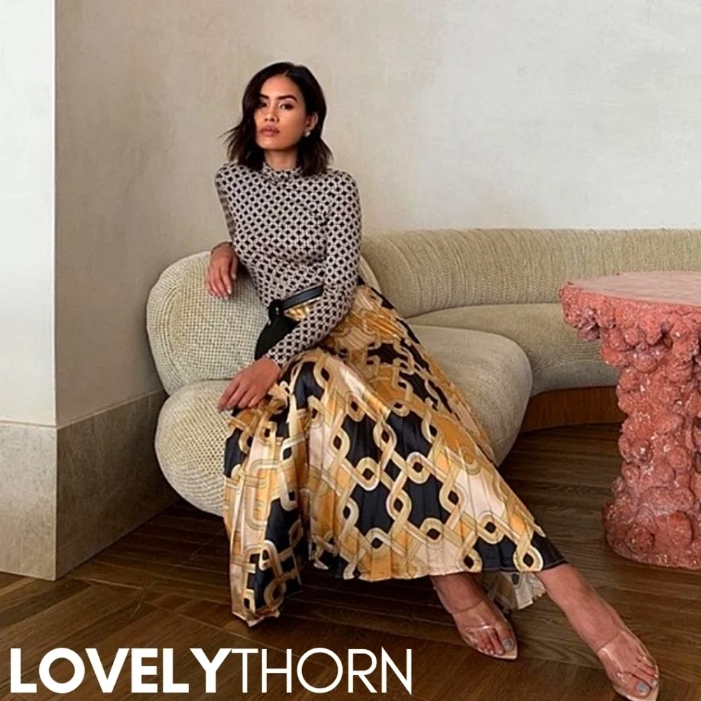 H&M // ltd ed richard allan pleated satin scarf print elastic waist long skirt - Picture 2 of 12
